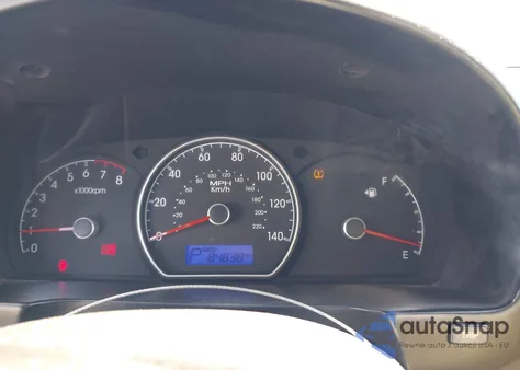 2010 Hyundai Elantra Gls z USA, uszkodzony, nr VIN KMHDU4AD4AU051019